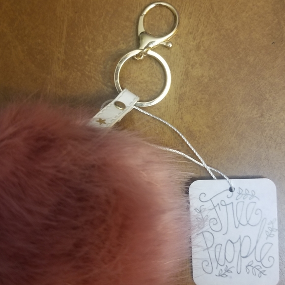 Free People Mauve pom keychain w/ Gold clasp - Picture 4 of 8